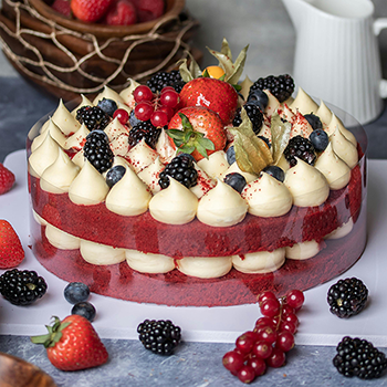 cream and fruit specialty cake